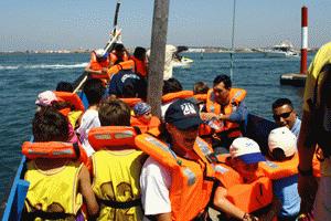 The molesida boat ride with Anabela and the basketball team on an island for a day of fun.